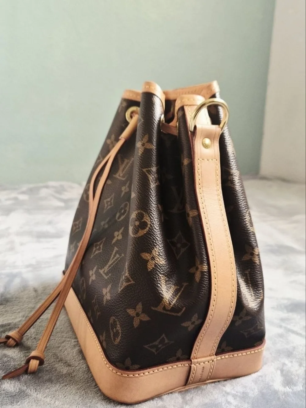 Authentic Louis Vuitton Noé BB Monogram Canvas